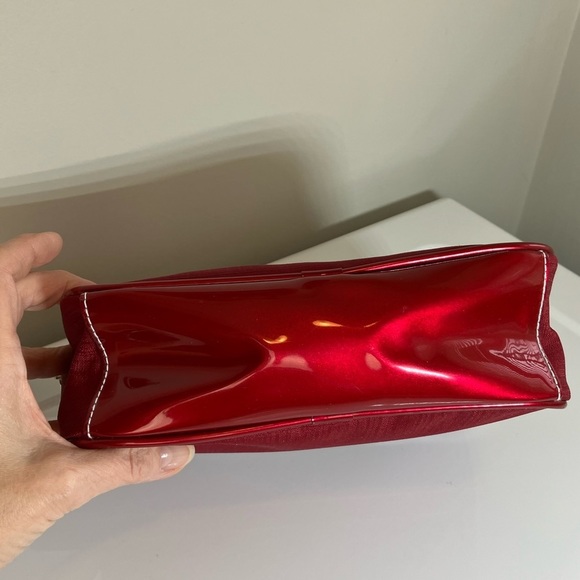 Makeup Bag Red Pattern Vinyl Zipper with Handle Estée Lauder Preloved Gently - Picture 8 of 9
